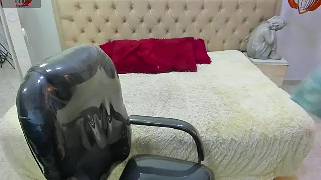 Fernanda ss online show from 7, 5, 2026
