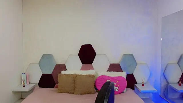 kushina uzumaki75 online show from 20, 12, 2025