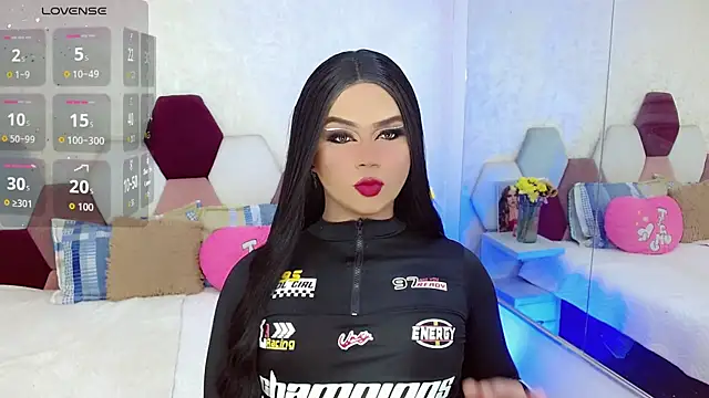 kushina uzumaki75 online show from 6, 11, 2025