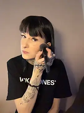 Seductively4 20 online show from 11, 5, 2026