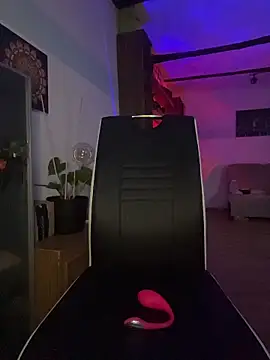 Seductively4 20 online show from 14, 2, 2026