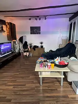 Seductively4 20 online show from 3, 11, 2025