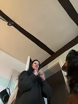 Seductively4 20 online show from 7, 11, 2025