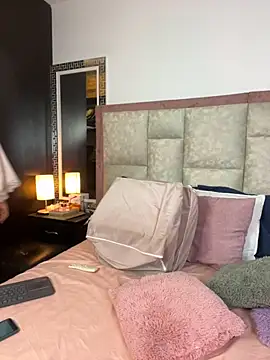 Marthina online show from 2, 10, 2025