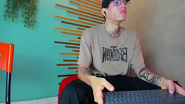 david huge online show from 8, 10, 2025