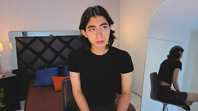 ryo light online show from 4, 10, 2025