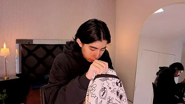 ryo light online show from 8, 10, 2025