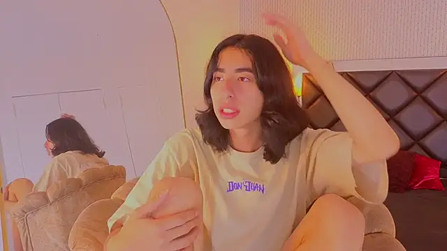 ryo light online show from 18, 4, 2026