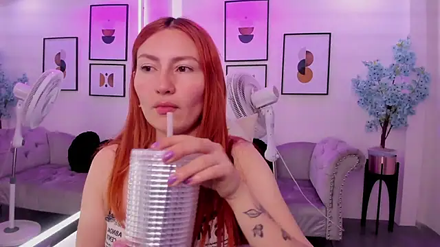 Alicia leclair online show from 8, 11, 2025