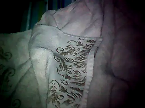 20cmloiro online show from 18, 4, 2026