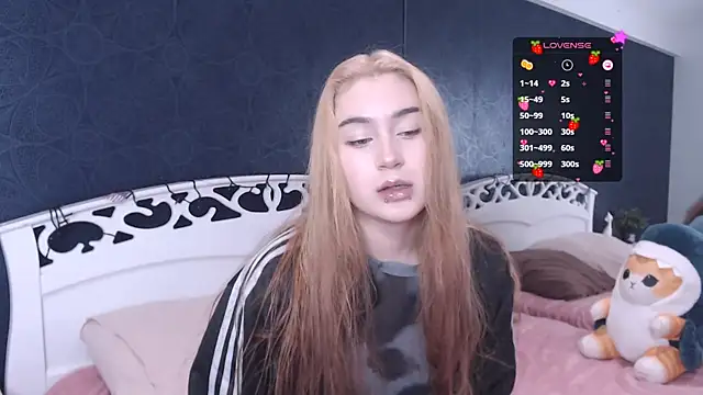 Lili Luuu online show from 18, 10, 2025