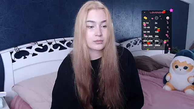 Lili Luuu online show from 16, 10, 2025