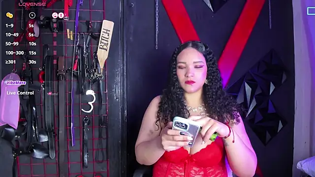 ivonne diaz1 online show from 7, 4, 2026