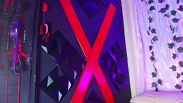 ivonne diaz1 online show from 25, 10, 2025