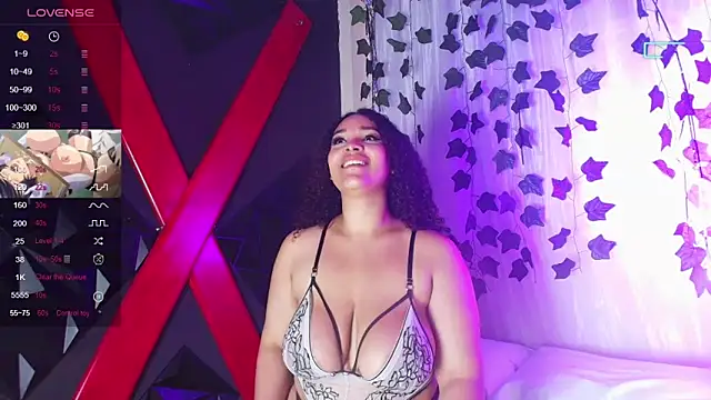 ivonne diaz1 online show from 5, 11, 2025