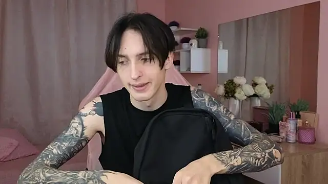 Martin Jin online show from 8, 11, 2025