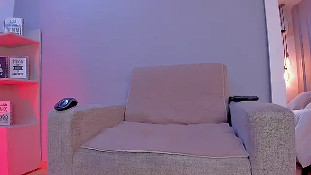 KylliamLevis online show from 21, 2, 2026