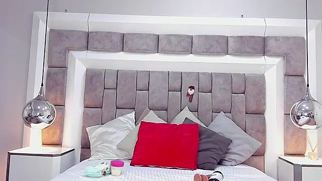 JuliettaBleer online show from 2, 12, 2025