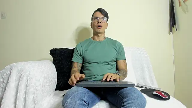 Alan Fire online show from 13, 10, 2025