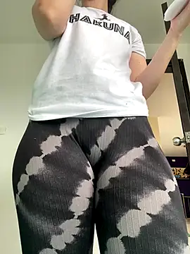 Megan colsom online show from 30, 10, 2025