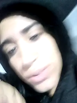 Samantha hotly online show from 17, 11, 2025