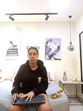 Samantha hotly online show from 24, 9, 2025