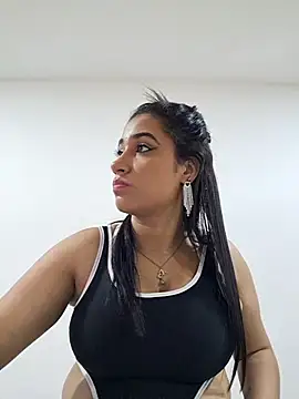 Samantha hotly online show from 10, 1, 2026