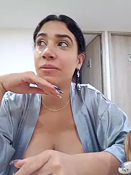 Samantha hotly online show from 4, 3, 2026