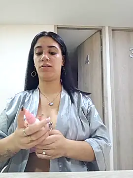 Samantha hotly online show from 26, 2, 2026