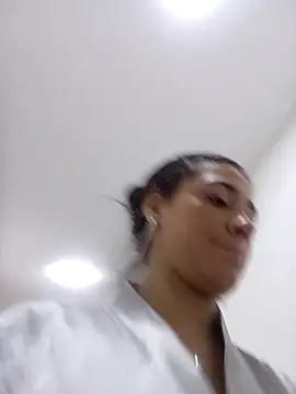 Samantha hotly online show from 6, 10, 2025