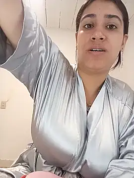 Samantha hotly online show from 14, 1, 2026