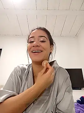 Samantha hotly online show from 4, 11, 2025