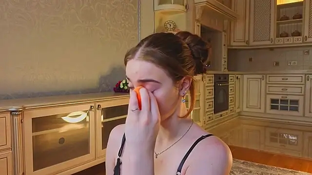 EadlinGillim online show from 3, 10, 2025