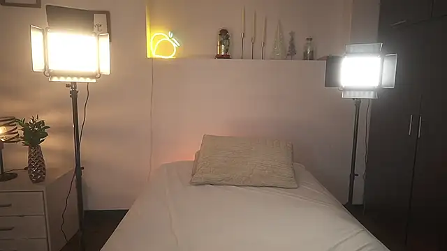 ximena cortez 03 online show from 25, 11, 2025