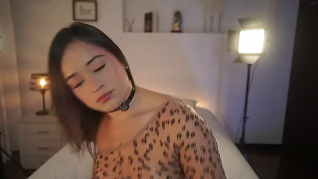 ximena cortez 03 online show from 18, 5, 2026