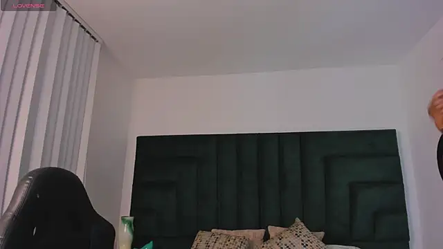 valerieMattson online show from 28, 9, 2025