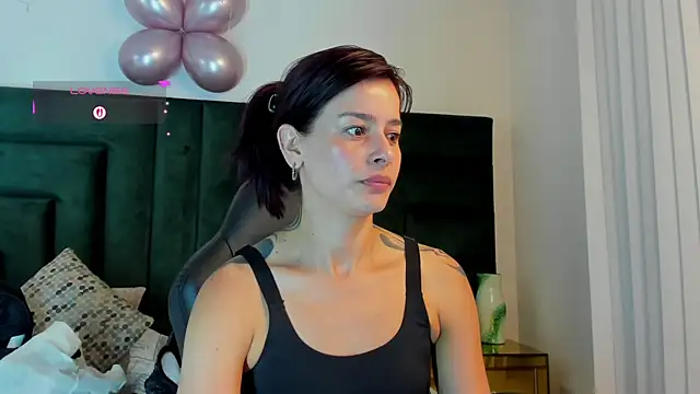 valerieMattson online show from 16, 12, 2025