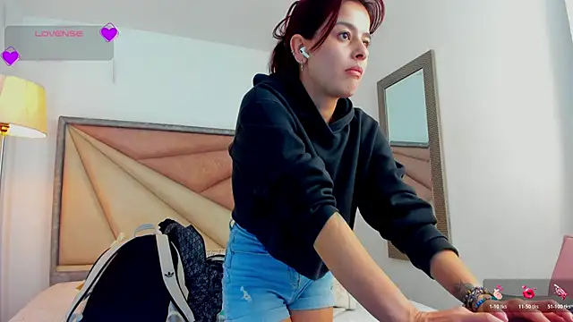 valerieMattson online show from 24, 10, 2025