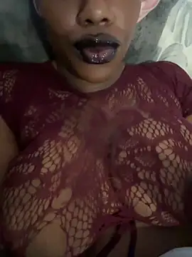 Snapshot of bustyblackebony chatting on 14, 10, 2025 bustyblackebony online show from 14, 10, 2025