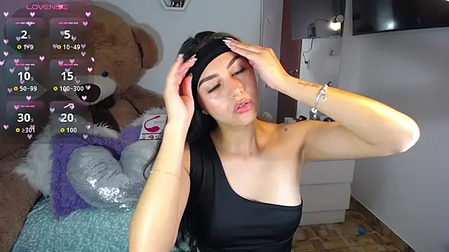 channel-rose1 online show from 26, 11, 2025