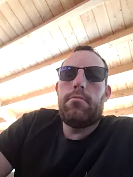 Snapshot of BrunJulienMetis chatting on 8, 2, 2026 BrunJulienMetis online show from 8, 2, 2026