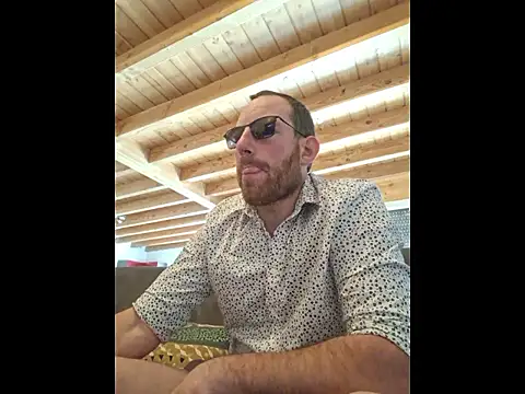 Snapshot of BrunJulienMetis chatting on 10, 1, 2026 BrunJulienMetis online show from 10, 1, 2026