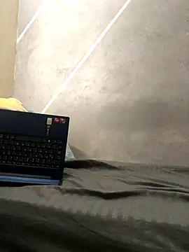 Cesar Augusto online show from 29, 10, 2025