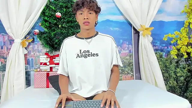 MilthonDelis online show from 23, 11, 2025