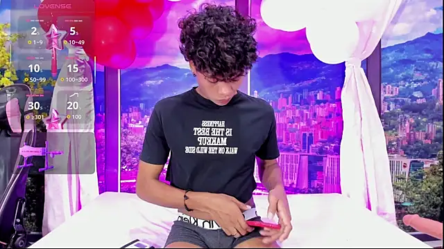 MilthonDelis online show from 30, 9, 2025