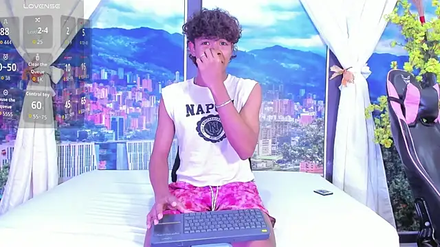 MilthonDelis online show from 12, 11, 2025