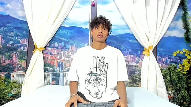 MilthonDelis online show from 21, 12, 2025