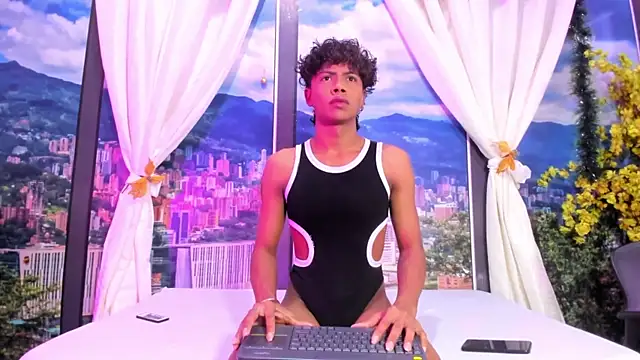 MilthonDelis online show from 18, 12, 2025