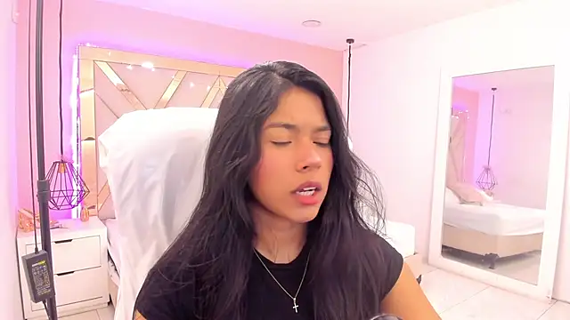 samantaa shy online show from 7, 4, 2026