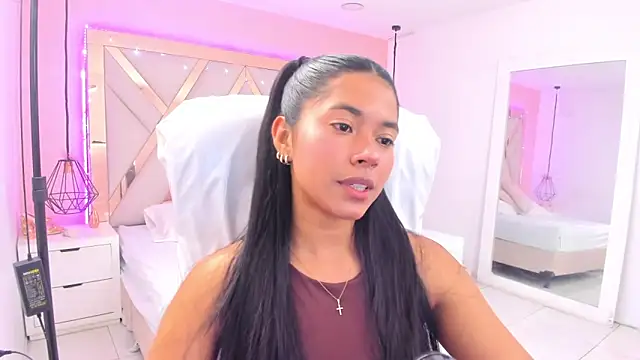 samantaa shy online show from 19, 3, 2026